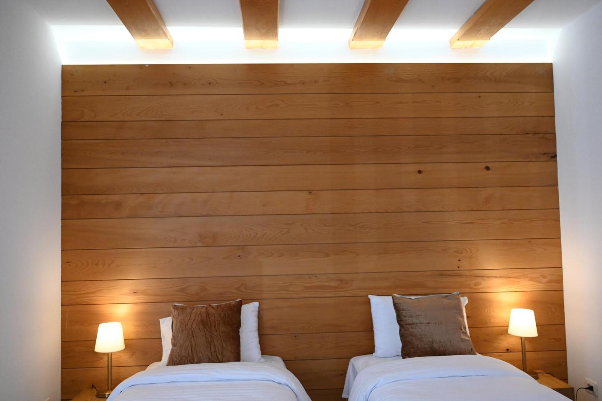 Niche Boutique Hotel Тирана Екстер'єр фото