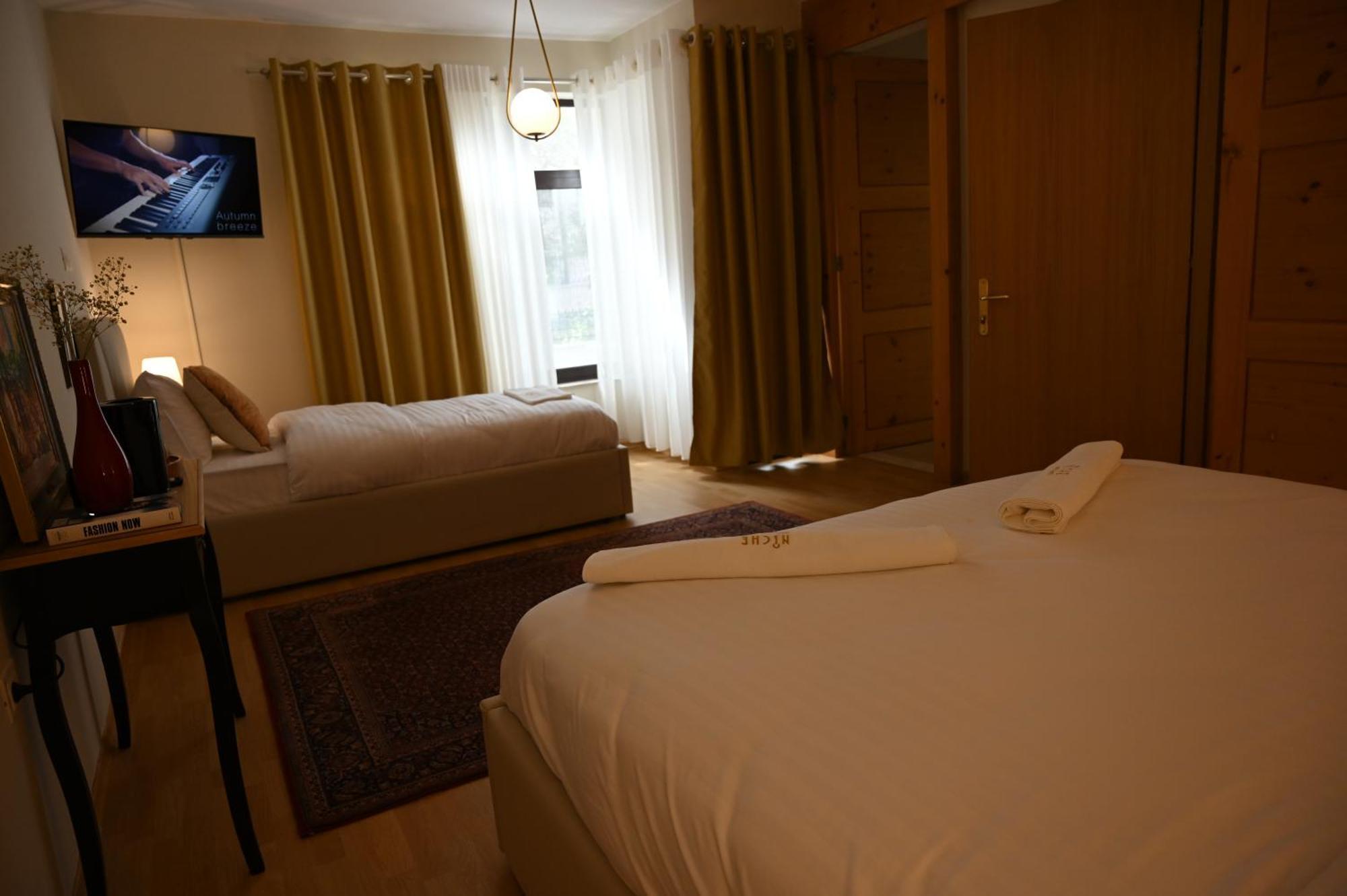 Niche Boutique Hotel Тирана Екстер'єр фото