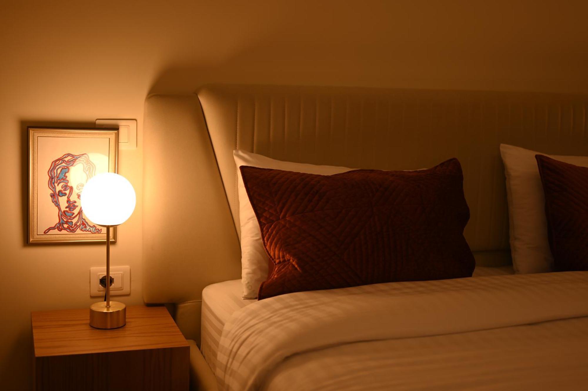 Niche Boutique Hotel Тирана Екстер'єр фото